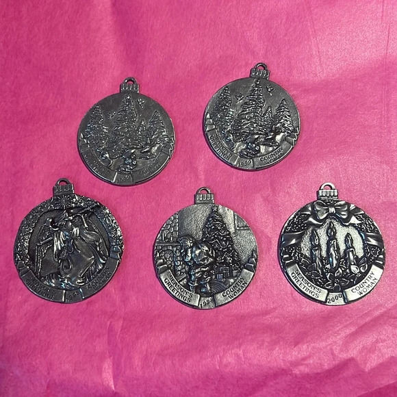 Country woman pewter Christmas ornaments from the 90’s. Like new. - Picture 1 of 5